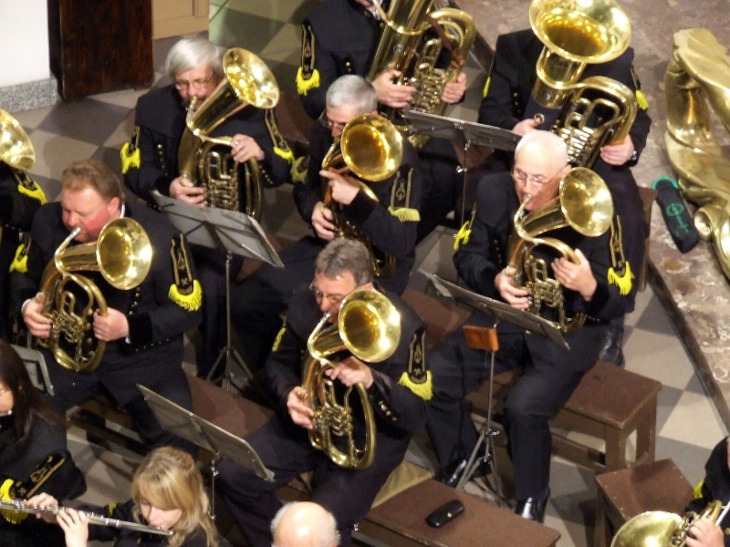 Zdjęcie w galerii na portalu naszwodzislaw.com: Po raz kolejny grali dla papieża  wiadomości z regionu