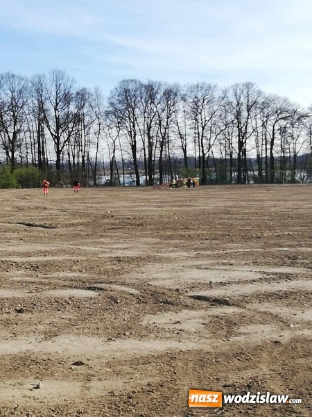 Zdjęcie w galerii na portalu naszwodzislaw.com: Wypadek motolotniarza w Lubomi. Mężczyzna nie miał licencji! wiadomości z regionu