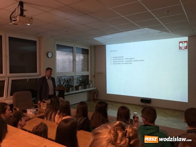 Zdjęcie w galerii na portalu naszwodzislaw.com: Starcie Tytanów, czyli przedmioty ścisłe kontra uczniowie wiadomości z regionu