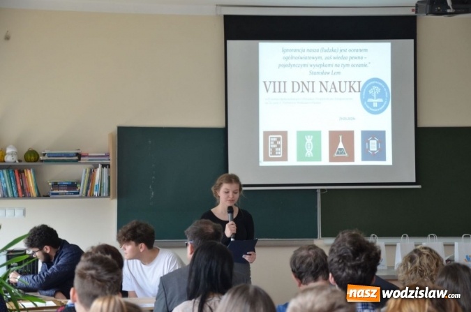 Zdjęcie w galerii na portalu naszwodzislaw.com: Starcie Tytanów, czyli przedmioty ścisłe kontra uczniowie wiadomości z regionu