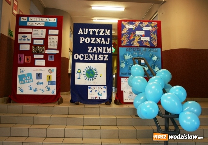 Zdjęcie w galerii na portalu naszwodzislaw.com: Światowy Dzień Autyzmu w szkole podstawowej w Czyżowicach wiadomości z regionu