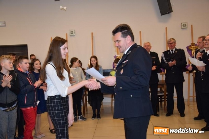Zdjęcie w galerii na portalu naszwodzislaw.com: W Mszanie rozstrzygnięto gminny etap Ogólnopolskiego Turnieju Wiedzy Pożarniczej wiadomości z regionu