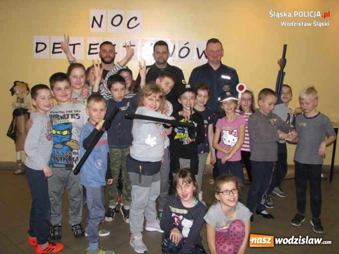 Zdjęcie w galerii na portalu naszwodzislaw.com: Noc detektywów z rydułtowskimi dzielnicowymi wiadomości z regionu