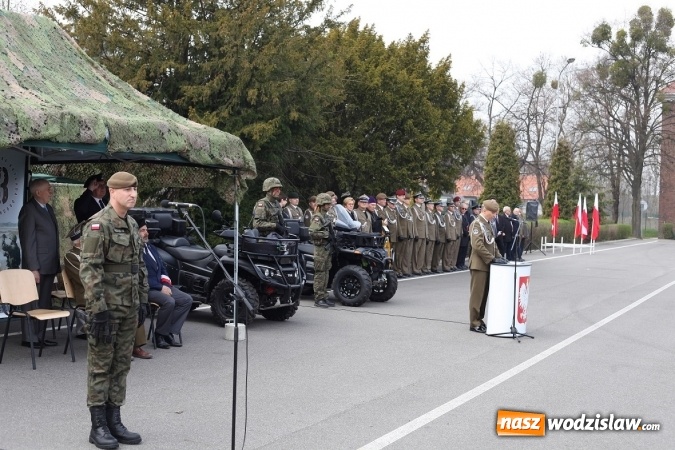 Zdjęcie w galerii na portalu naszwodzislaw.com: Kolejni śląscy terytorialsi złożyli przysięgę wiadomości z regionu