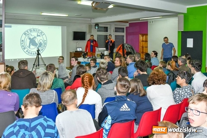 Zdjęcie w galerii na portalu naszwodzislaw.com: Szymon Winkler gościem Zespołu Placówek Szkolno-Wychowawczo-Rewalidacyjnych w Wodzisławiu Śląskim wiadomości z regionu