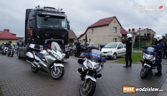 Zdjęcie w galerii na portalu naszwodzislaw.com: Rozpoczęcie sezonu motocyklowego z udziałem wodzisławskich policjantów wiadomości z regionu
