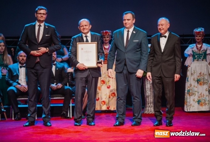 Zdjęcie w galerii na portalu naszwodzislaw.com: Firma z Rydułtów wyróżniona podczas XXVI Wielkiej Gali Biznesu w Zabrzu wiadomości z regionu