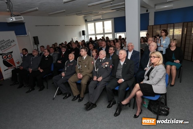 Zdjęcie w galerii na portalu naszwodzislaw.com: Obchody 79 rocznicy zbrodni w Katyniu w Wodzisławiu Śląskim wiadomości z regionu