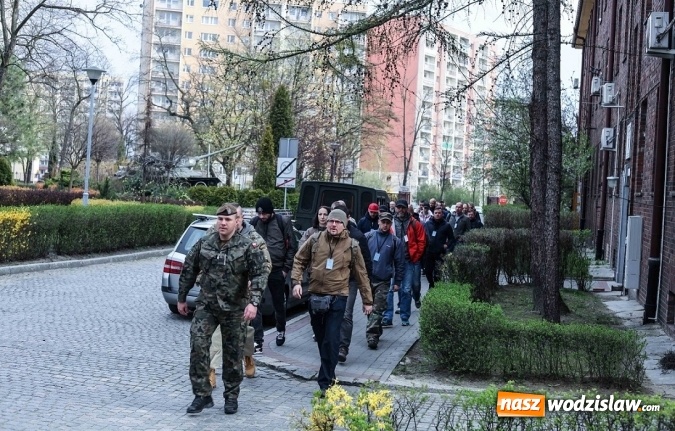 Zdjęcie w galerii na portalu naszwodzislaw.com: Blisko tysiąc osób zapoznało się ze służbą w 13 ŚBOT wiadomości z regionu