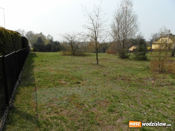 Zdjęcie w galerii na portalu naszwodzislaw.com: Działka pod zabudowę mieszkaniową na sprzedaż wiadomości z regionu