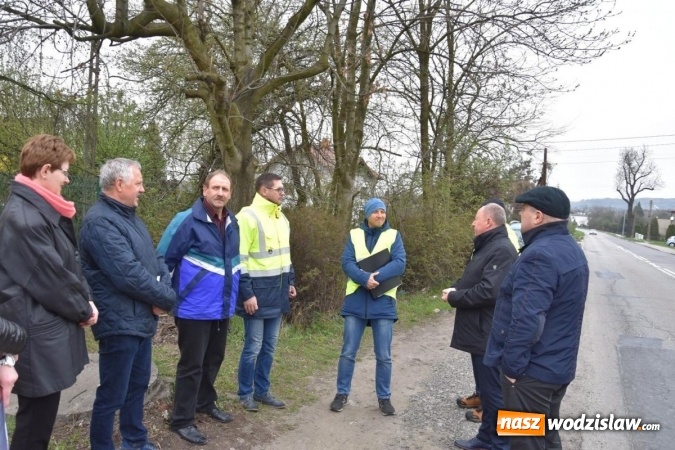 Zdjęcie w galerii na portalu naszwodzislaw.com: Ulica Raciborska w Gorzycach została przekazana drogowcom wiadomości z regionu