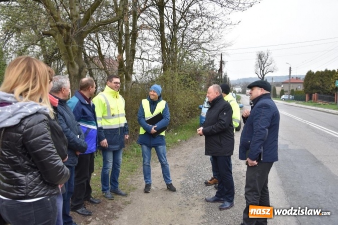 Zdjęcie w galerii na portalu naszwodzislaw.com: Ulica Raciborska w Gorzycach została przekazana drogowcom wiadomości z regionu