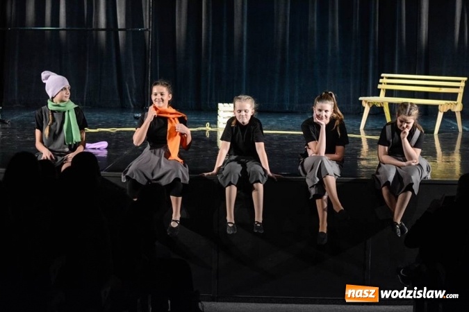Zdjęcie w galerii na portalu naszwodzislaw.com: Dziecięcy Teatr Szydełko najlepszy wiadomości z regionu