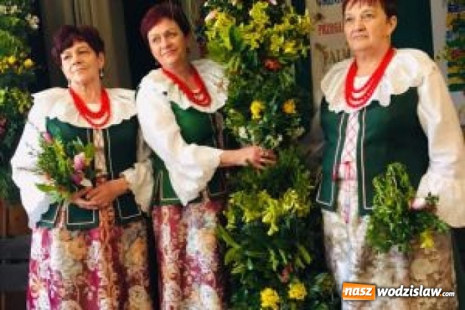 Zdjęcie w galerii na portalu naszwodzislaw.com: XVI Gminny Przegląd Palm Wielkanocnych wiadomości z regionu