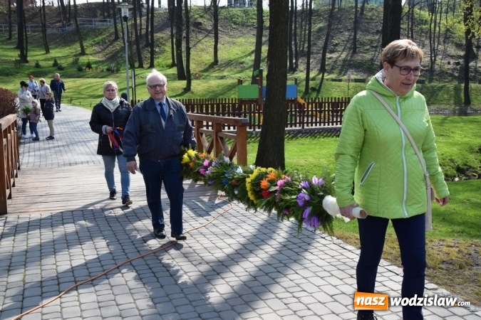 Zdjęcie w galerii na portalu naszwodzislaw.com: Festiwal Palmy w mszańskim parku za nami wiadomości z regionu