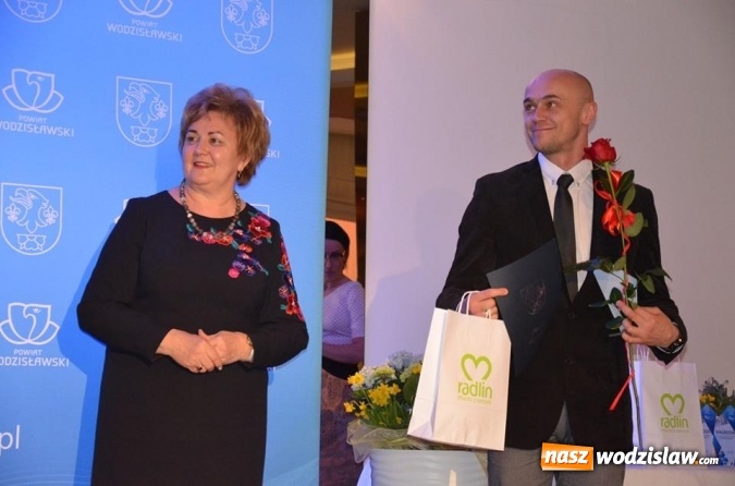 Zdjęcie w galerii na portalu naszwodzislaw.com: Najlepsi sportowcy i działacze kultury nagrodzeni wiadomości z regionu