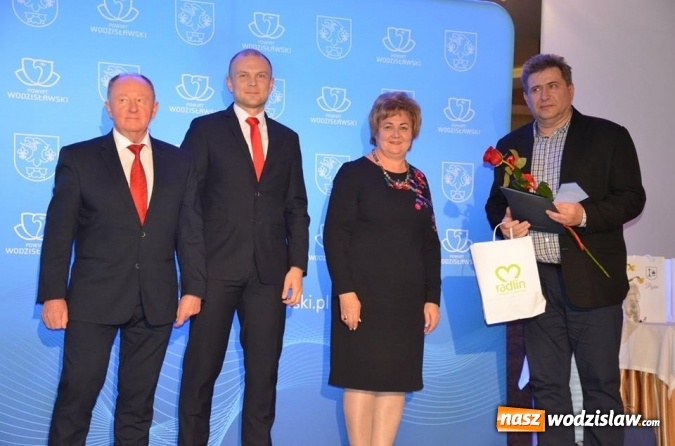 Zdjęcie w galerii na portalu naszwodzislaw.com: Najlepsi sportowcy i działacze kultury nagrodzeni wiadomości z regionu