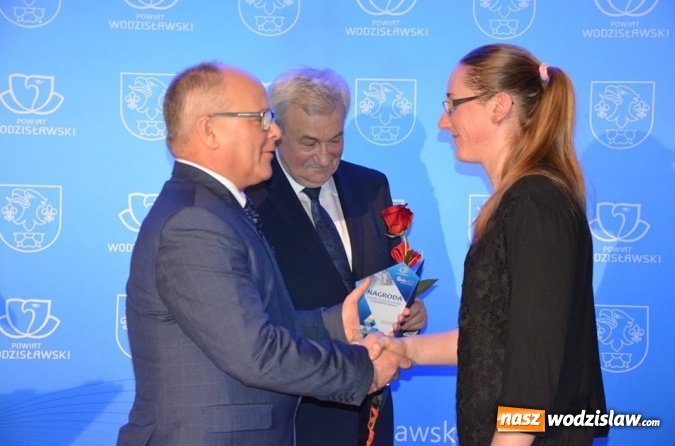 Zdjęcie w galerii na portalu naszwodzislaw.com: Najlepsi sportowcy i działacze kultury nagrodzeni wiadomości z regionu
