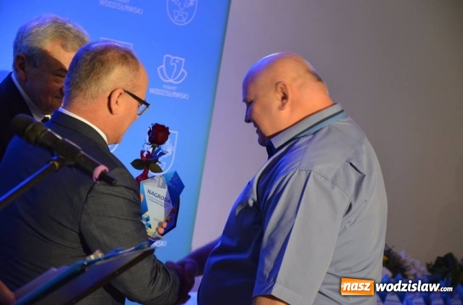 Zdjęcie w galerii na portalu naszwodzislaw.com: Najlepsi sportowcy i działacze kultury nagrodzeni wiadomości z regionu