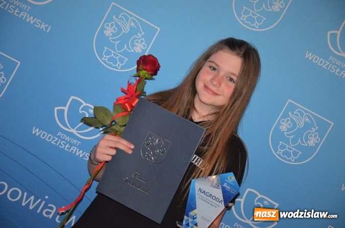 Zdjęcie w galerii na portalu naszwodzislaw.com: Najlepsi sportowcy i działacze kultury nagrodzeni wiadomości z regionu