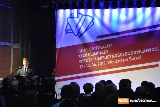 Zdjęcie w galerii na portalu naszwodzislaw.com: Dwoje uczniów wodzisławskiego ZST w czołówce finału Olimpiady Wiedzy i Umiejętności Budowlanych wiadomości z regionu