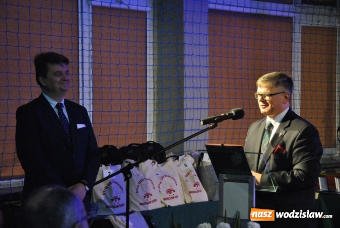 Zdjęcie w galerii na portalu naszwodzislaw.com: Dwoje uczniów wodzisławskiego ZST w czołówce finału Olimpiady Wiedzy i Umiejętności Budowlanych wiadomości z regionu