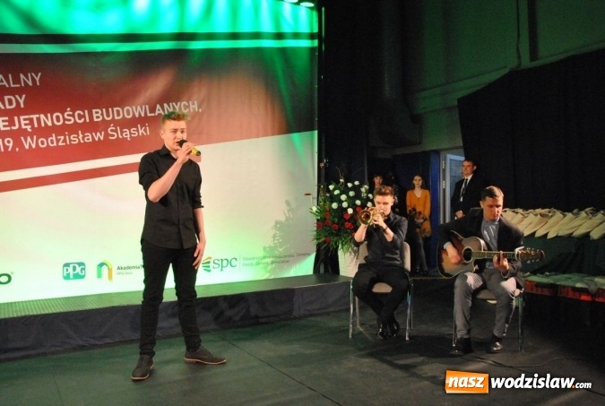 Zdjęcie w galerii na portalu naszwodzislaw.com: Dwoje uczniów wodzisławskiego ZST w czołówce finału Olimpiady Wiedzy i Umiejętności Budowlanych wiadomości z regionu