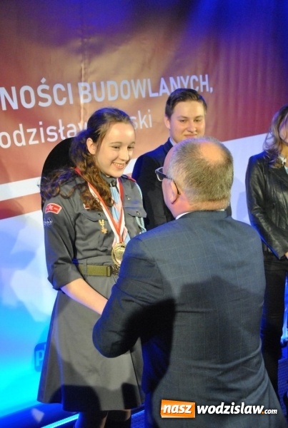 Zdjęcie w galerii na portalu naszwodzislaw.com: Dwoje uczniów wodzisławskiego ZST w czołówce finału Olimpiady Wiedzy i Umiejętności Budowlanych wiadomości z regionu