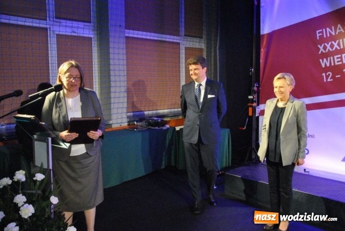 Zdjęcie w galerii na portalu naszwodzislaw.com: Dwoje uczniów wodzisławskiego ZST w czołówce finału Olimpiady Wiedzy i Umiejętności Budowlanych wiadomości z regionu