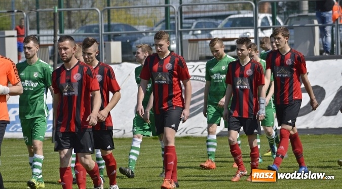 Zdjęcie w galerii na portalu naszwodzislaw.com: Klasa okręgowa. Dwa oblicza czyżowickiego Naprzodu wiadomości z regionu