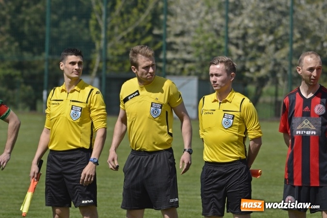 Zdjęcie w galerii na portalu naszwodzislaw.com: Klasa okręgowa. Dwa oblicza czyżowickiego Naprzodu wiadomości z regionu