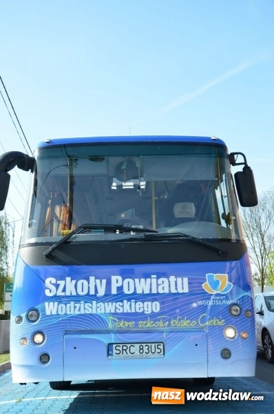 Zdjęcie w galerii na portalu naszwodzislaw.com: Promocyjny autobus wyruszył w trasę wiadomości z regionu