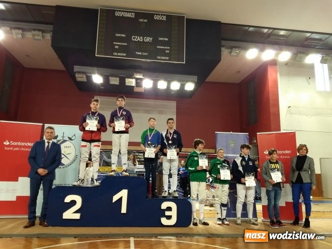 Zdjęcie w galerii na portalu naszwodzislaw.com: Szpadziści z Radlina z medalami wiadomości z regionu