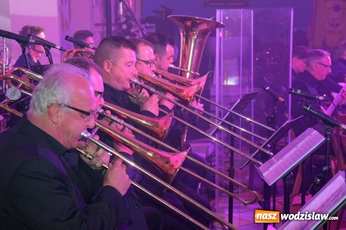 Zdjęcie w galerii na portalu naszwodzislaw.com: Niezwykły Koncert Wielkanocny mszańskiej orkiestry w kościele w Połomi wiadomości z regionu