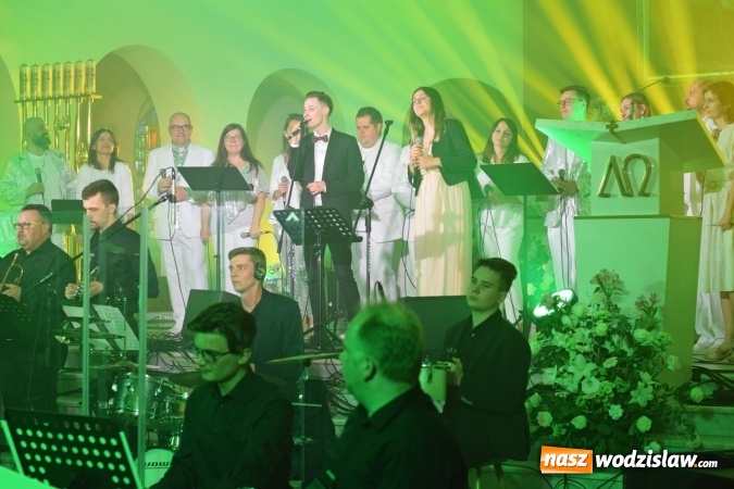 Zdjęcie w galerii na portalu naszwodzislaw.com: Niezwykły Koncert Wielkanocny mszańskiej orkiestry w kościele w Połomi wiadomości z regionu