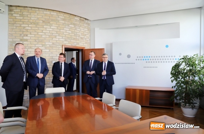 Zdjęcie w galerii na portalu naszwodzislaw.com: Ważna informacja dla biznesu. Otwarto Centrum Obsługi Przedsiębiorców  wiadomości z regionu