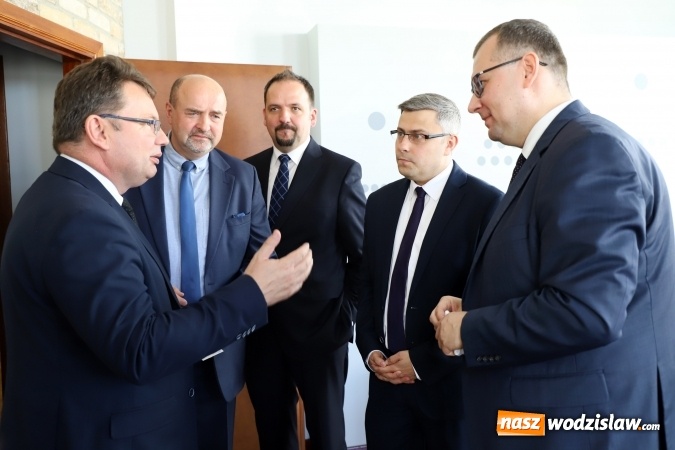 Zdjęcie w galerii na portalu naszwodzislaw.com: Ważna informacja dla biznesu. Otwarto Centrum Obsługi Przedsiębiorców  wiadomości z regionu