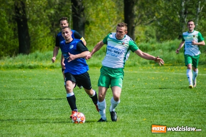 Zdjęcie w galerii na portalu naszwodzislaw.com: B klasa. W Zabełkowie strzelali tylko w pierwszej połowie [FOTO] wiadomości z regionu