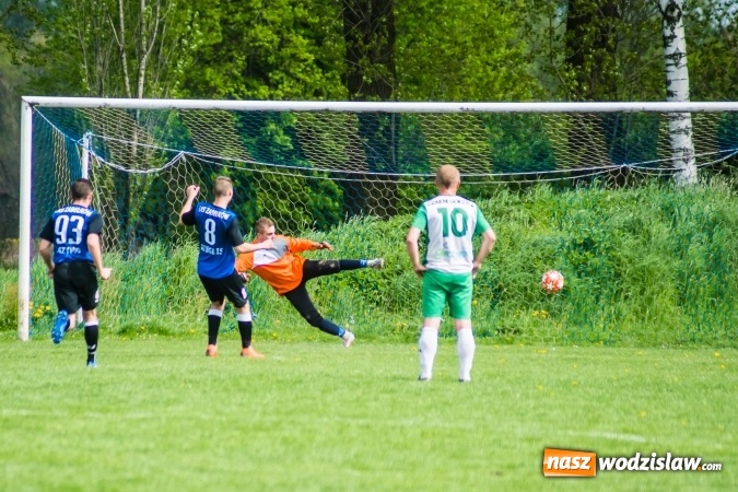 Zdjęcie w galerii na portalu naszwodzislaw.com: B klasa. W Zabełkowie strzelali tylko w pierwszej połowie [FOTO] wiadomości z regionu