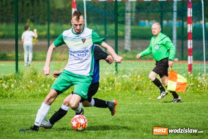 Zdjęcie w galerii na portalu naszwodzislaw.com: B klasa. W Zabełkowie strzelali tylko w pierwszej połowie [FOTO] wiadomości z regionu