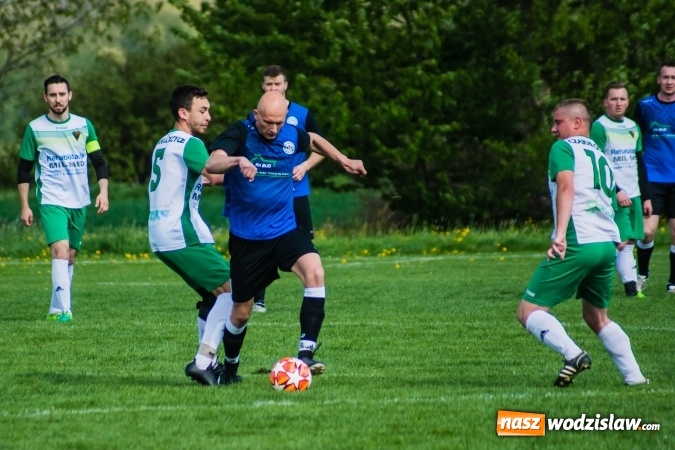 Zdjęcie w galerii na portalu naszwodzislaw.com: B klasa. W Zabełkowie strzelali tylko w pierwszej połowie [FOTO] wiadomości z regionu