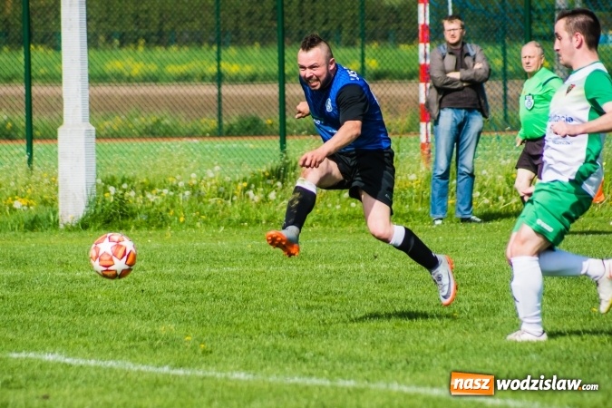 Zdjęcie w galerii na portalu naszwodzislaw.com: B klasa. W Zabełkowie strzelali tylko w pierwszej połowie [FOTO] wiadomości z regionu