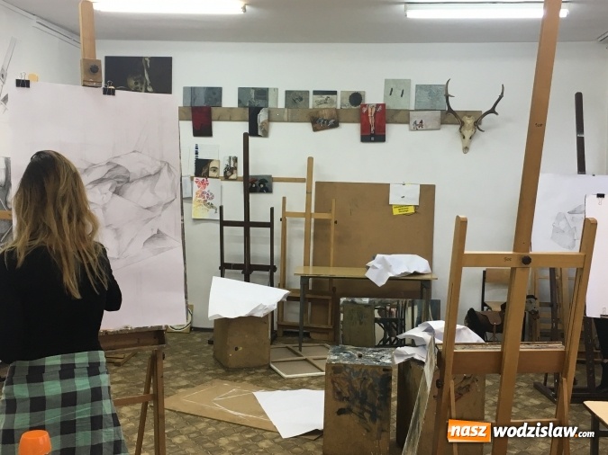 Zdjęcie w galerii na portalu naszwodzislaw.com: Zostań architektem wnętrz. Rewolucyjny program studiów w PWSZ wiadomości z regionu