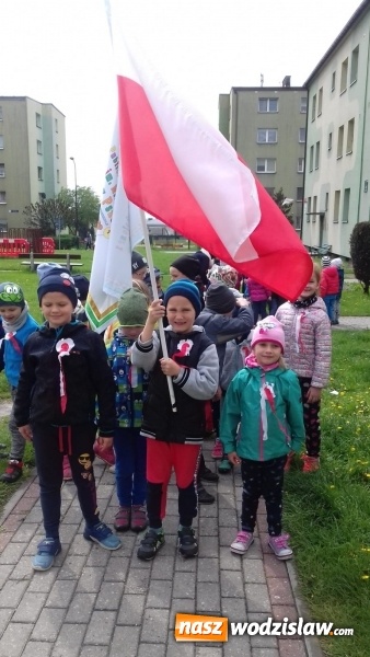 Zdjęcie w galerii na portalu naszwodzislaw.com: Dzieci z Przedszkola im. Misia Uszatka na Biegu Konstytucji 3 maja wiadomości z regionu