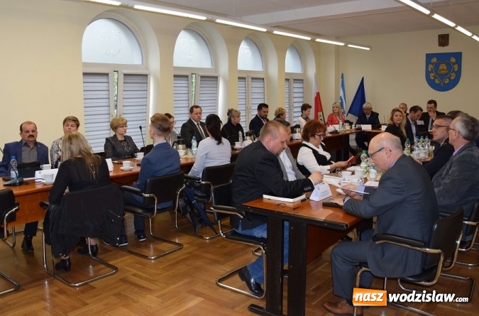 Zdjęcie w galerii na portalu naszwodzislaw.com: Nagrody Wójta Gminy Mszana dla tancerza i sportsmenki wiadomości z regionu