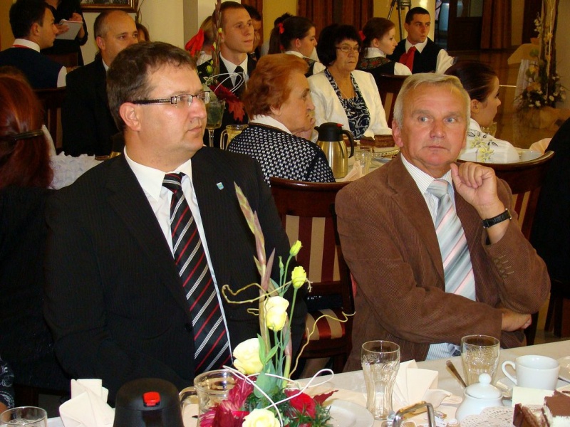 Zdjęcie w galerii na portalu naszwodzislaw.com: Anioł na szczęście od wicestarosty wiadomości z regionu