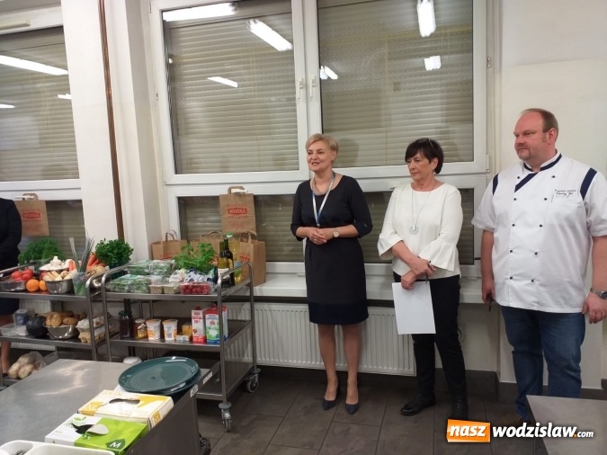 Zdjęcie w galerii na portalu naszwodzislaw.com: Kulinarny Black Box, czyli gastronomiczna niespodzianka w wodzisławskim Ekonomiku wiadomości z regionu