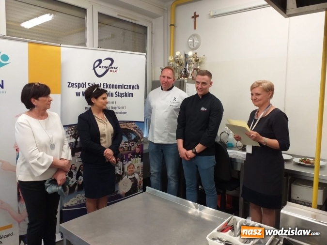 Zdjęcie w galerii na portalu naszwodzislaw.com: Kulinarny Black Box, czyli gastronomiczna niespodzianka w wodzisławskim Ekonomiku wiadomości z regionu