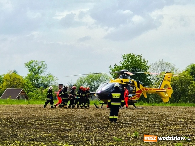 Zdjęcie w galerii na portalu naszwodzislaw.com: Pięć osób poszkodowanych w pożarze w Łańcach. Użyli biopaliwa podczas grilla [FOTO i WIDEO]  wiadomości z regionu