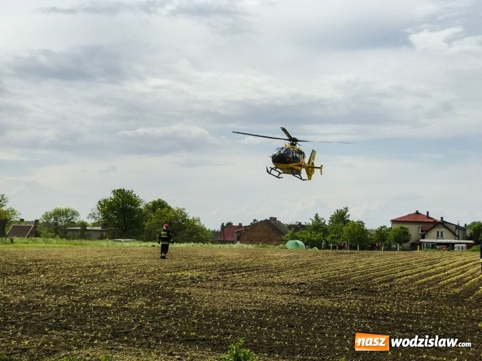 Zdjęcie w galerii na portalu naszwodzislaw.com: Pięć osób poszkodowanych w pożarze w Łańcach. Użyli biopaliwa podczas grilla [FOTO i WIDEO]  wiadomości z regionu
